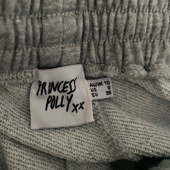 Princess Polly sweatshorts - Picture 3 of 3